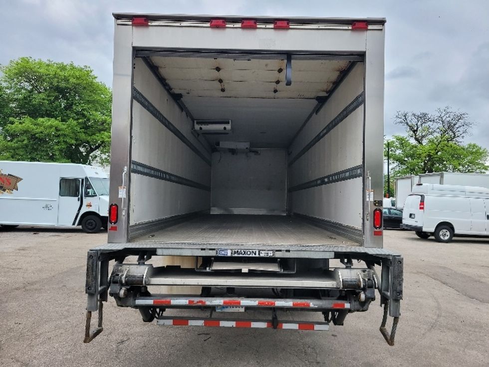 Refrigerated Truck-Light and Medium Duty Trucks-International-2019-MV607-Chicago (Melrose Park)-IL-128,280\n\t\tmiles-$ 54,000 - Image 8