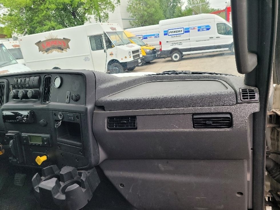 Refrigerated Truck-Light and Medium Duty Trucks-International-2019-MV607-Chicago (Melrose Park)-IL-128,280\n\t\tmiles-$ 54,000 - Image 21