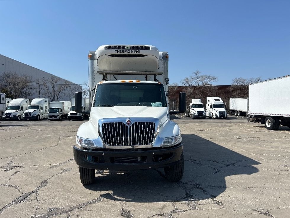 Refrigerated Truck-Light and Medium Duty Trucks-International-2019-MV607-Chicago (Melrose Park)-IL-140,423\n\t\tmiles-$ 58,250 - Image 2