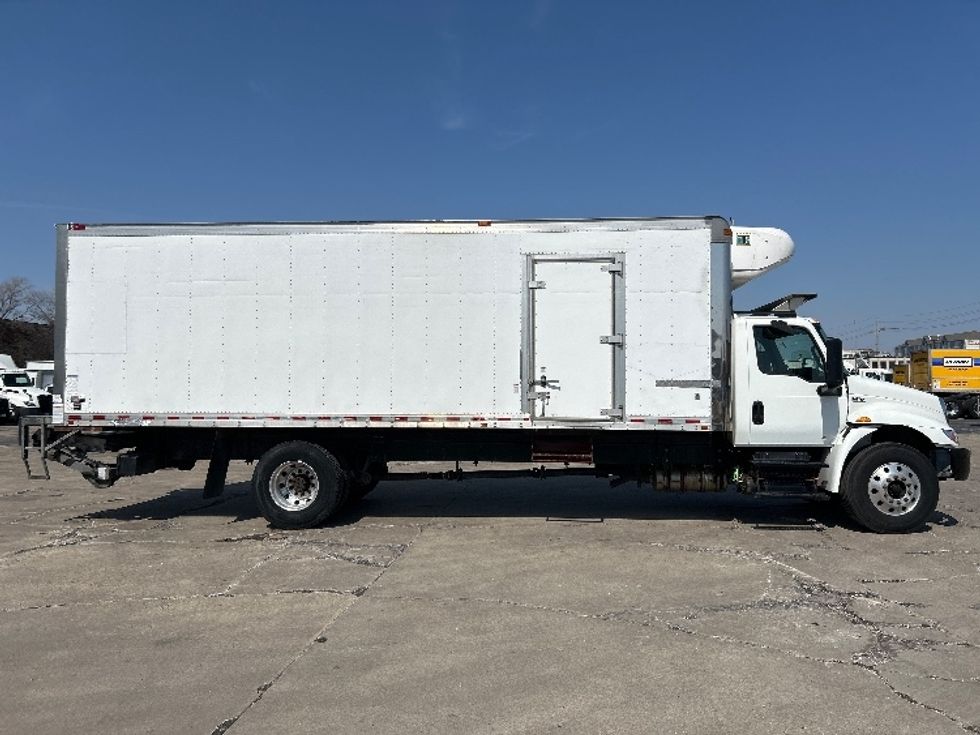 Refrigerated Truck-Light and Medium Duty Trucks-International-2019-MV607-Chicago (Melrose Park)-IL-140,423\n\t\tmiles-$ 58,250 - Image 15