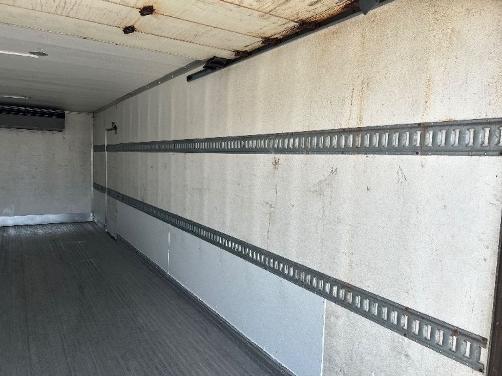 Refrigerated Truck-Light and Medium Duty Trucks-International-2019-MV607-Chicago (Melrose Park)-IL-140,423\n\t\tmiles-$ 58,250 - Image 12