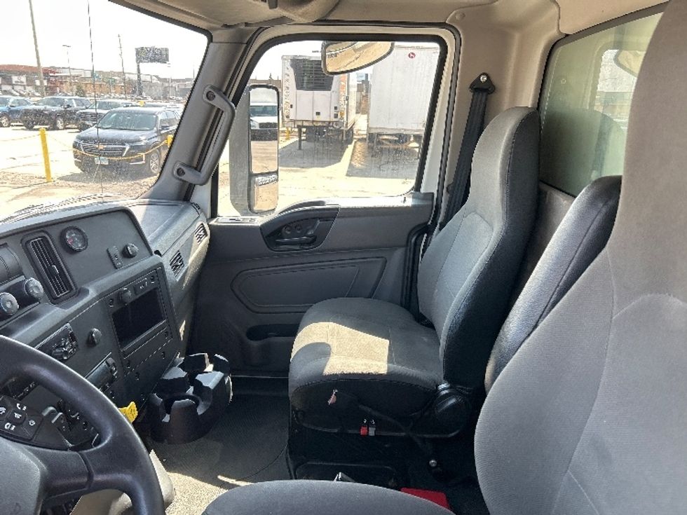 Refrigerated Truck-Light and Medium Duty Trucks-International-2019-MV607-Chicago (Melrose Park)-IL-140,423\n\t\tmiles-$ 58,250 - Image 18