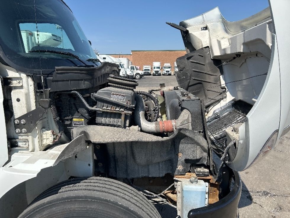 Refrigerated Truck-Light and Medium Duty Trucks-International-2019-MV607-Chicago (Melrose Park)-IL-140,423\n\t\tmiles-$ 58,250 - Image 22