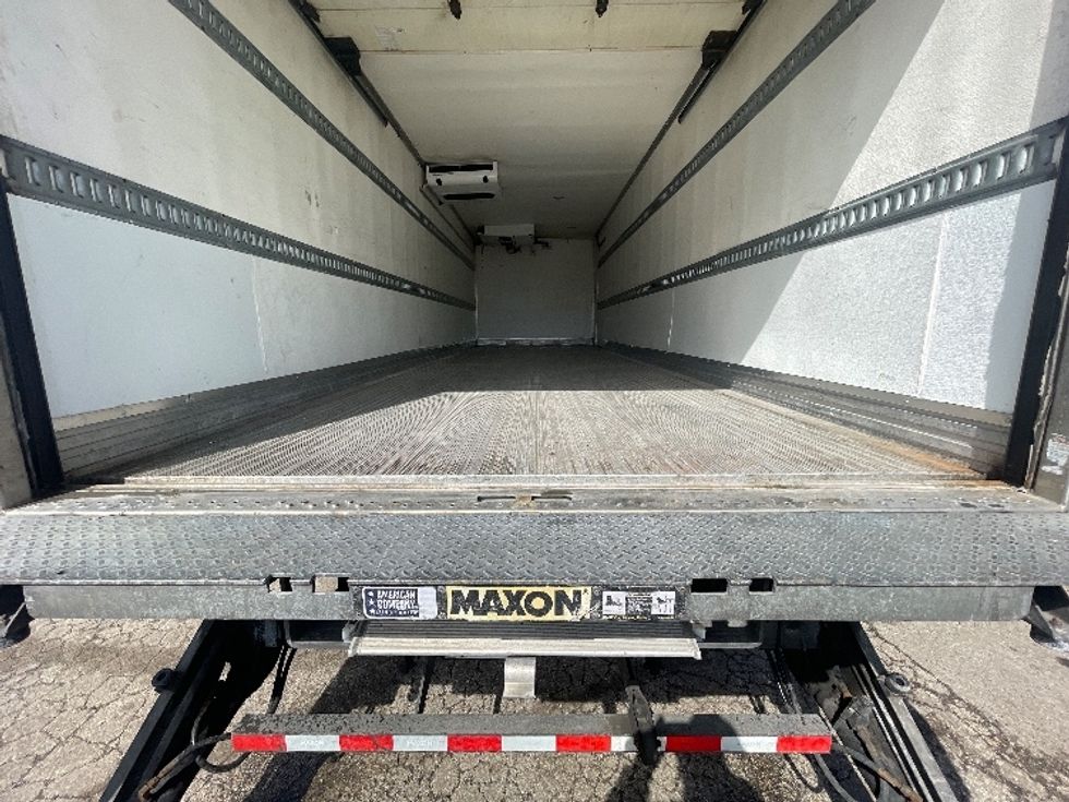 Refrigerated Truck-Light and Medium Duty Trucks-International-2019-MV607-Chicago (Melrose Park)-IL-185,374\n\t\tmiles-$ 49,250 - Image 10