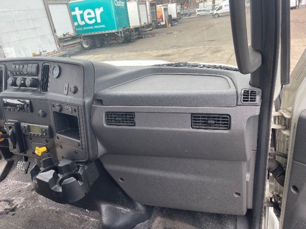 Refrigerated Truck-Light and Medium Duty Trucks-International-2019-MV607-Chicago (Melrose Park)-IL-185,374\n\t\tmiles-$ 49,250 - Image 21