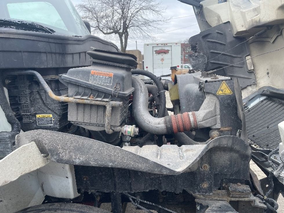Refrigerated Truck-Light and Medium Duty Trucks-International-2019-MV607-Chicago (Melrose Park)-IL-185,374\n\t\tmiles-$ 49,250 - Image 23