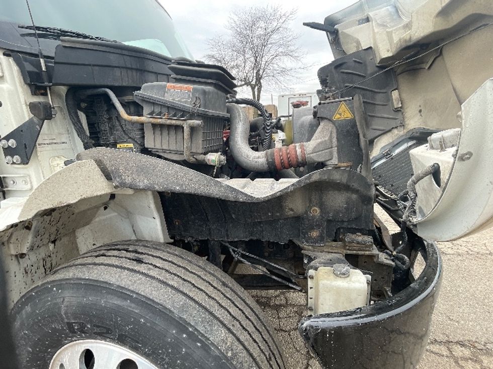 Refrigerated Truck-Light and Medium Duty Trucks-International-2019-MV607-Chicago (Melrose Park)-IL-185,374\n\t\tmiles-$ 49,250 - Image 24