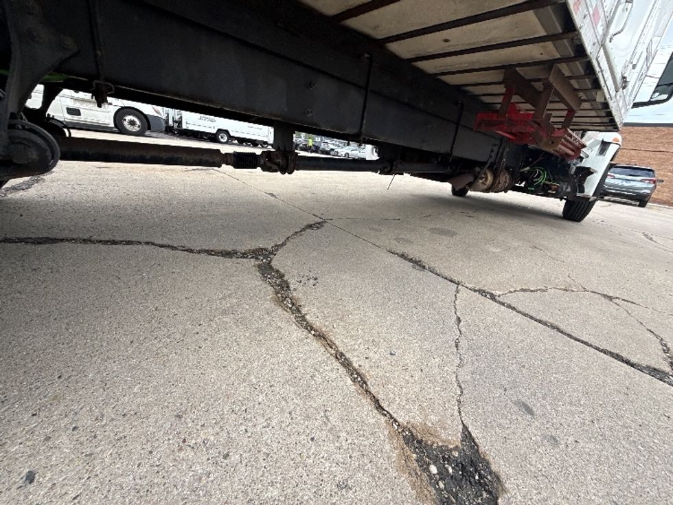 Refrigerated Truck-Light and Medium Duty Trucks-International-2019-MV607-Chicago (Melrose Park)-IL-186,784\n\t\tmiles-$ 50,250 - Image 14