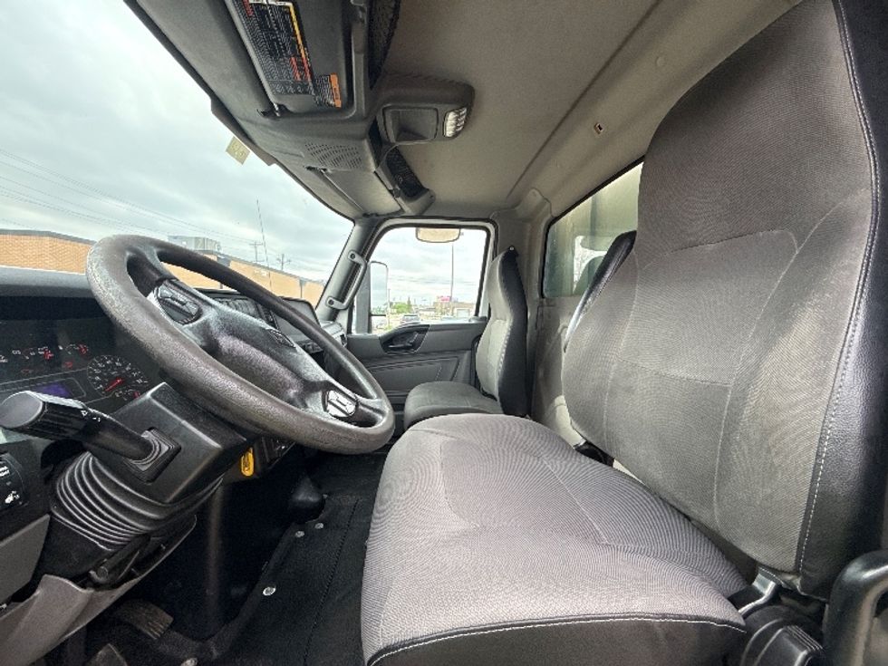 Refrigerated Truck-Light and Medium Duty Trucks-International-2019-MV607-Chicago (Melrose Park)-IL-186,784\n\t\tmiles-$ 50,250 - Image 19
