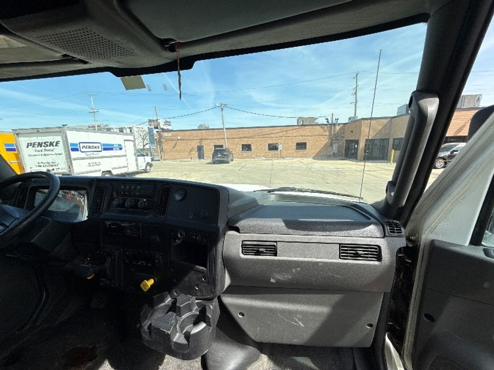 Refrigerated Truck-Light and Medium Duty Trucks-International-2019-MV607-East Chicago-IN-153,527\n\t\tmiles-$ 54,250 - Image 21