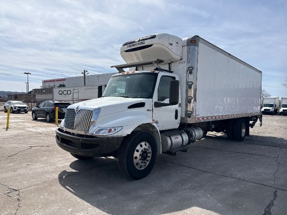 Refrigerated Truck-Light and Medium Duty Trucks-International-2019-MV607-East Chicago-IN-153,527\n\t\tmiles-$ 54,250 - Image 3