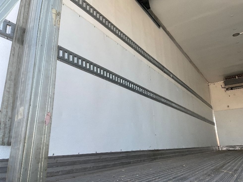 Refrigerated Truck-Light and Medium Duty Trucks-International-2019-MV607-El Paso-TX-87,573\n\t\tmiles-$ 60,500 - Image 11