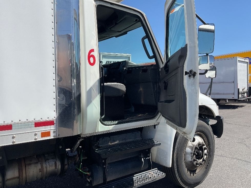 Refrigerated Truck-Light and Medium Duty Trucks-International-2019-MV607-El Paso-TX-87,573\n\t\tmiles-$ 60,500 - Image 20