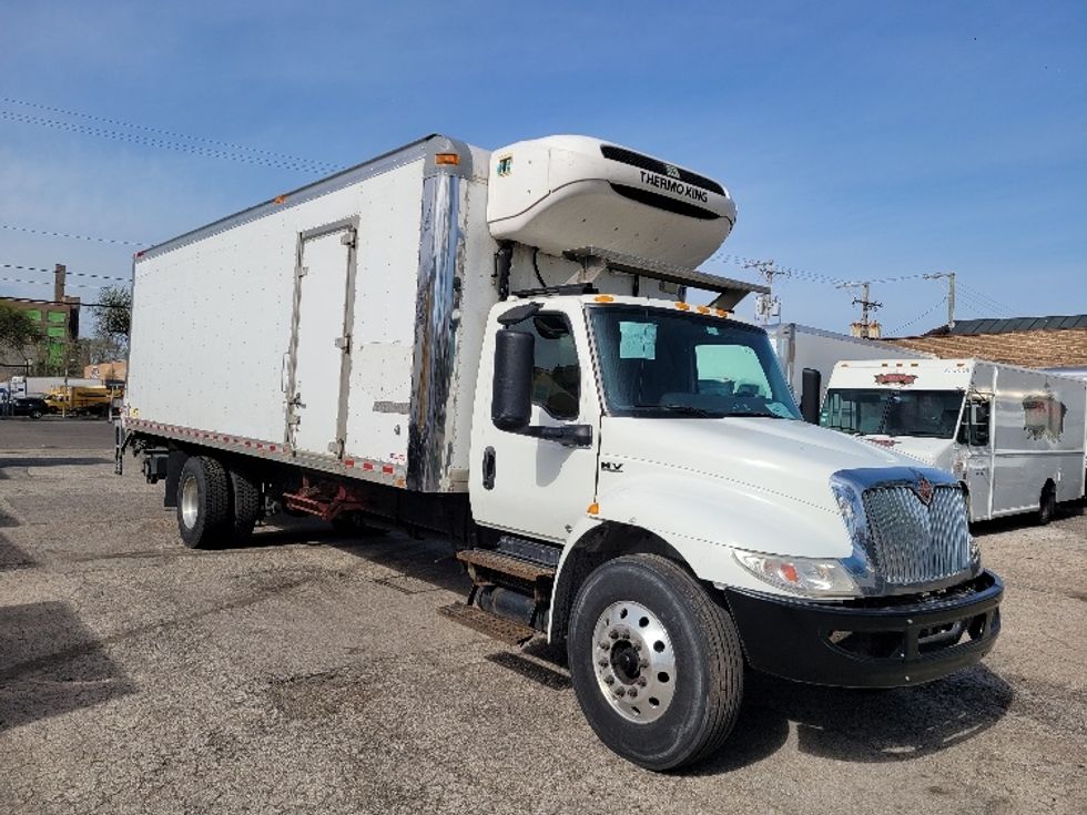 Refrigerated Truck-Light and Medium Duty Trucks-International-2019-MV607-La Porte-IN-172,139\n\t\tmiles-$ 51,500 - Image 1
