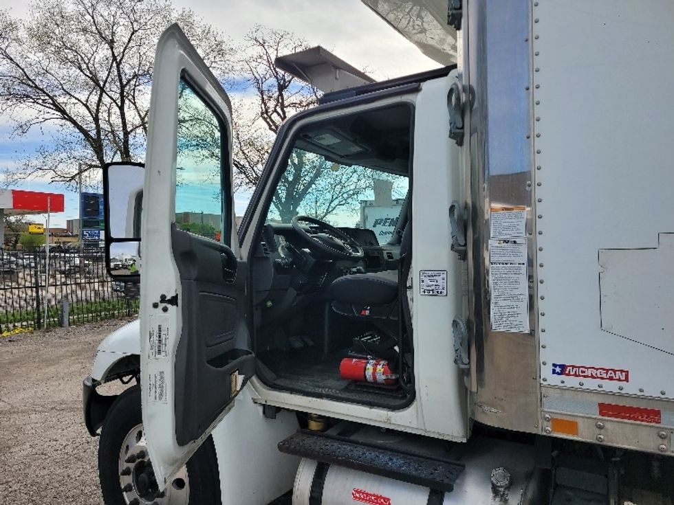 Refrigerated Truck-Light and Medium Duty Trucks-International-2019-MV607-La Porte-IN-172,139\n\t\tmiles-$ 51,500 - Image 16