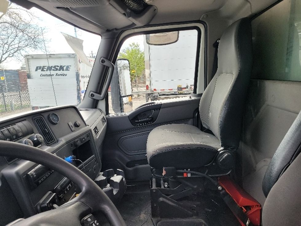 Refrigerated Truck-Light and Medium Duty Trucks-International-2019-MV607-La Porte-IN-172,139\n\t\tmiles-$ 51,500 - Image 20