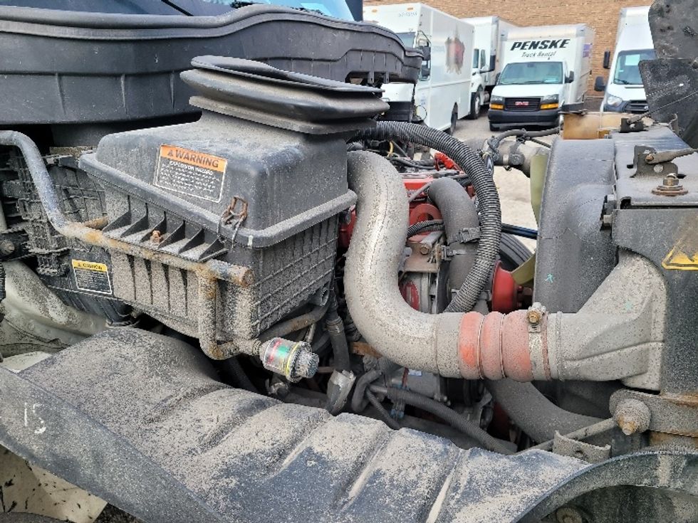 Refrigerated Truck-Light and Medium Duty Trucks-International-2019-MV607-La Porte-IN-172,139\n\t\tmiles-$ 51,500 - Image 23