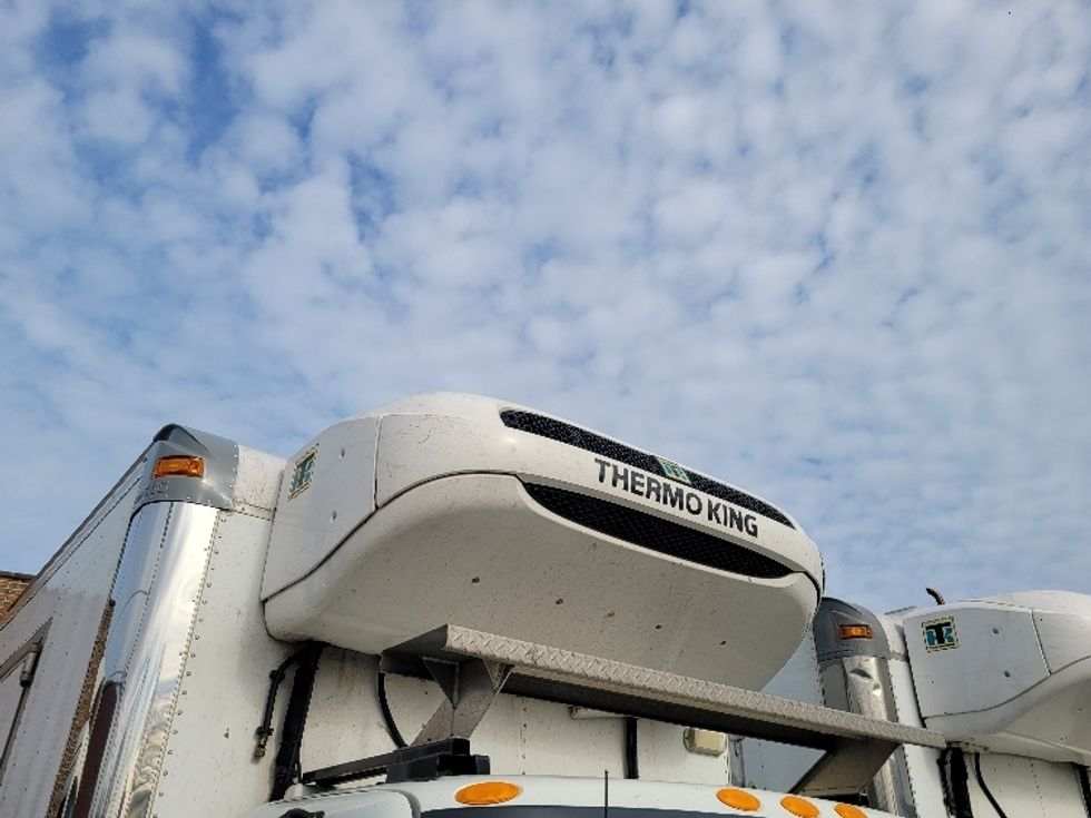 Refrigerated Truck-Light and Medium Duty Trucks-International-2019-MV607-La Porte-IN-172,139\n\t\tmiles-$ 51,500 - Image 25