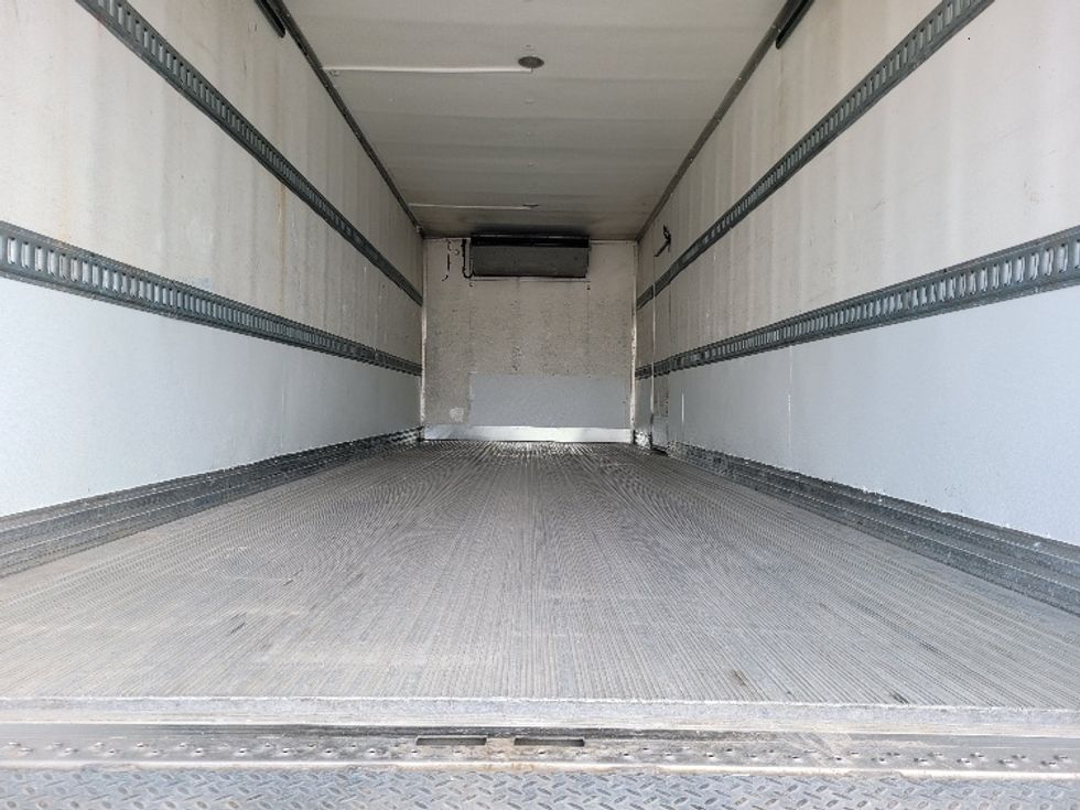 Refrigerated Truck-Light and Medium Duty Trucks-International-2019-MV607-La Porte-IN-172,139\n\t\tmiles-$ 51,500 - Image 9