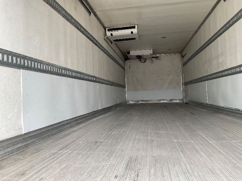 Refrigerated Truck-Light and Medium Duty Trucks-International-2019-MV607-La Porte-IN-179,575\n\t\tmiles-$ 51,250 - Image 11