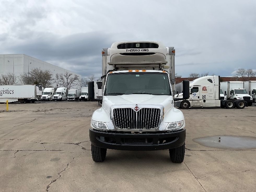 Refrigerated Truck-Light and Medium Duty Trucks-International-2019-MV607-La Porte-IN-179,575\n\t\tmiles-$ 51,250 - Image 2