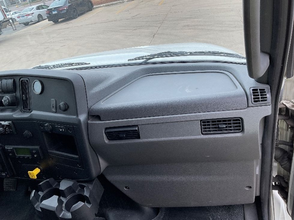 Refrigerated Truck-Light and Medium Duty Trucks-International-2019-MV607-La Porte-IN-179,575\n\t\tmiles-$ 51,250 - Image 21