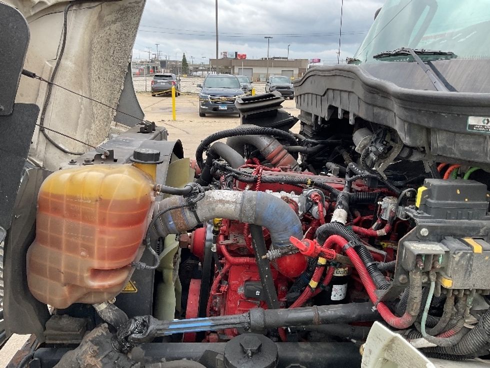 Refrigerated Truck-Light and Medium Duty Trucks-International-2019-MV607-La Porte-IN-179,575\n\t\tmiles-$ 51,250 - Image 23