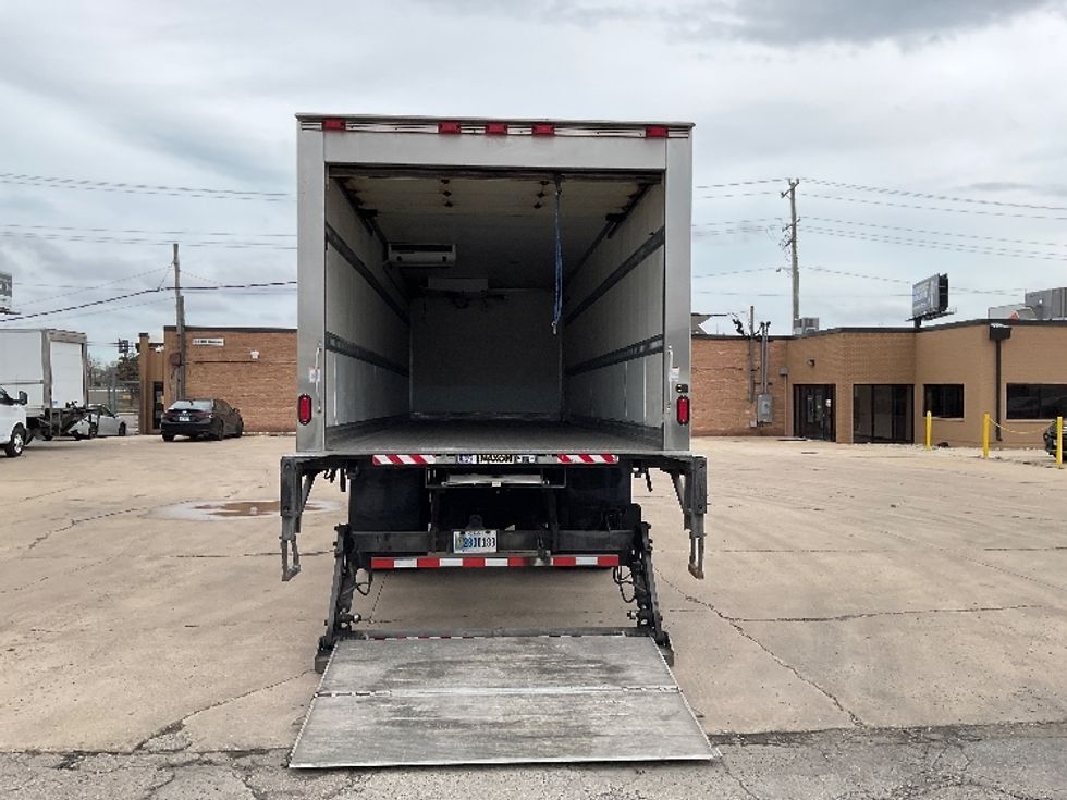 Refrigerated Truck-Light and Medium Duty Trucks-International-2019-MV607-La Porte-IN-179,575\n\t\tmiles-$ 51,250 - Image 9