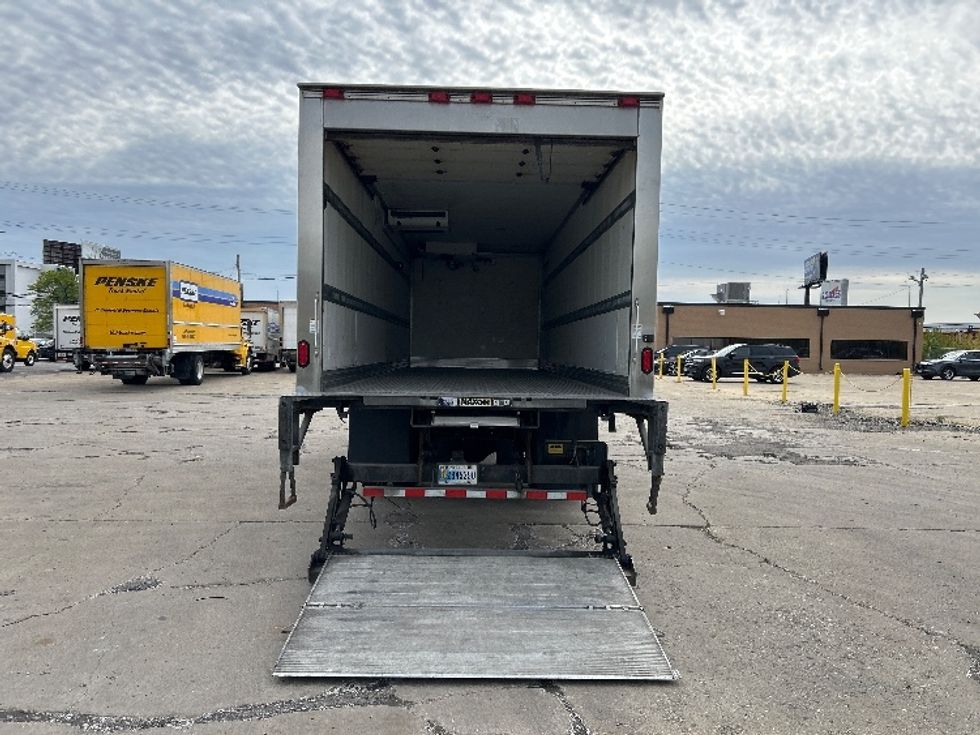 Refrigerated Truck-Light and Medium Duty Trucks-International-2019-MV607-La Porte-IN-200,582\n\t\tmiles-$ 44,000 - Image 9