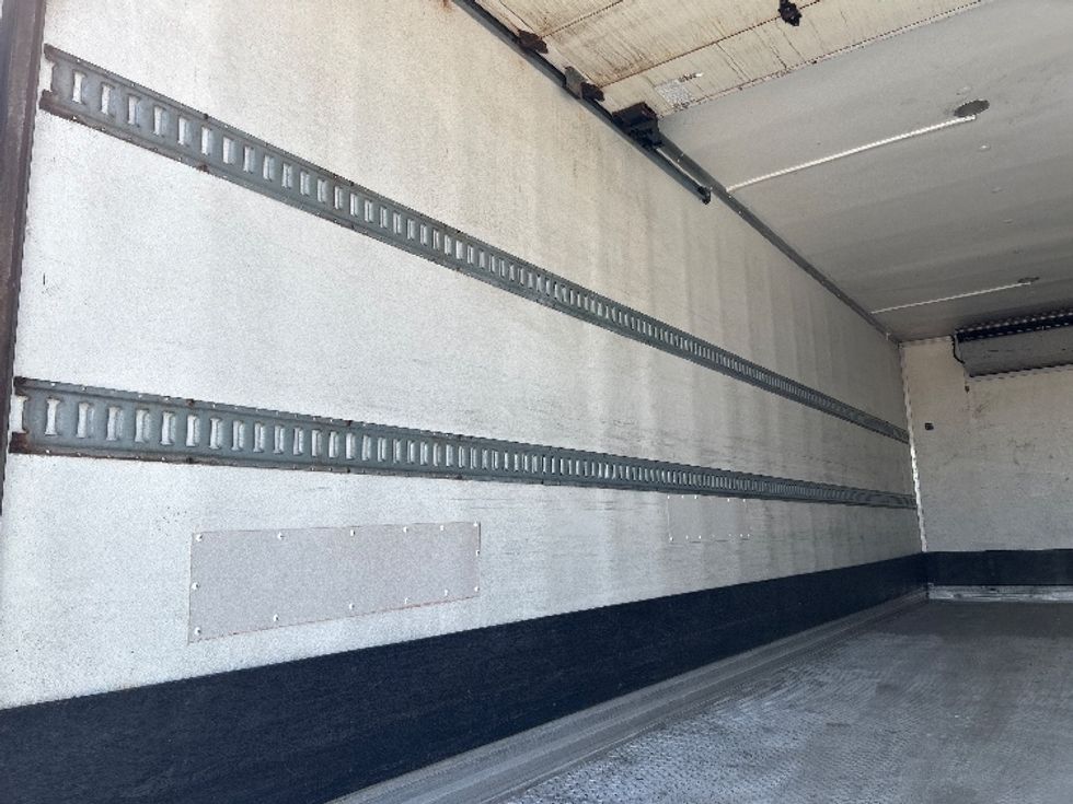 Refrigerated Truck-Light and Medium Duty Trucks-International-2019-MV607-La Porte-IN-201,835\n\t\tmiles-$ 38,500 - Image 10