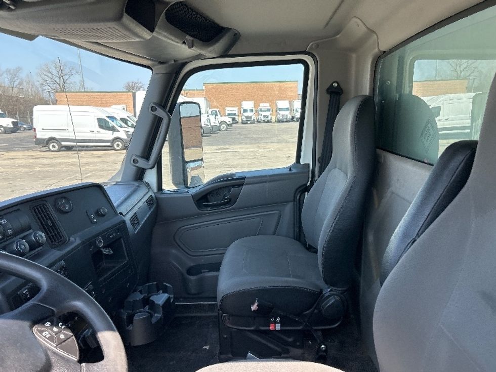 Refrigerated Truck-Light and Medium Duty Trucks-International-2019-MV607-La Porte-IN-201,835\n\t\tmiles-$ 38,500 - Image 16