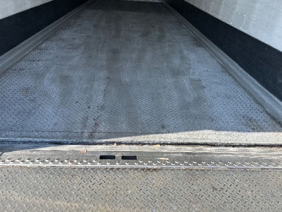 Refrigerated Truck-Light and Medium Duty Trucks-International-2019-MV607-La Porte-IN-201,835\n\t\tmiles-$ 38,500 - Image 9