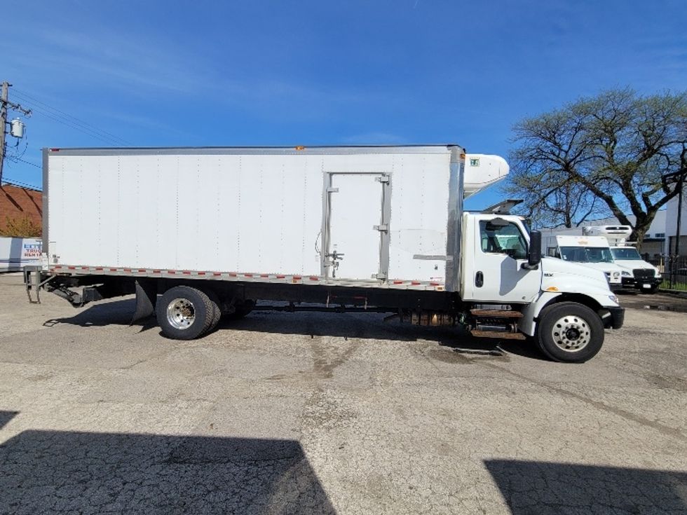 Refrigerated Truck-Light and Medium Duty Trucks-International-2019-MV607-La Porte-IN-258,329\n\t\tmiles-$ 33,750 - Image 15