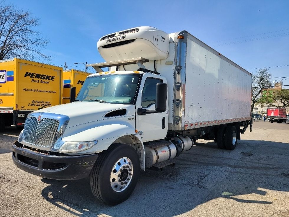 Refrigerated Truck-Light and Medium Duty Trucks-International-2019-MV607-La Porte-IN-258,329\n\t\tmiles-$ 33,750 - Image 3