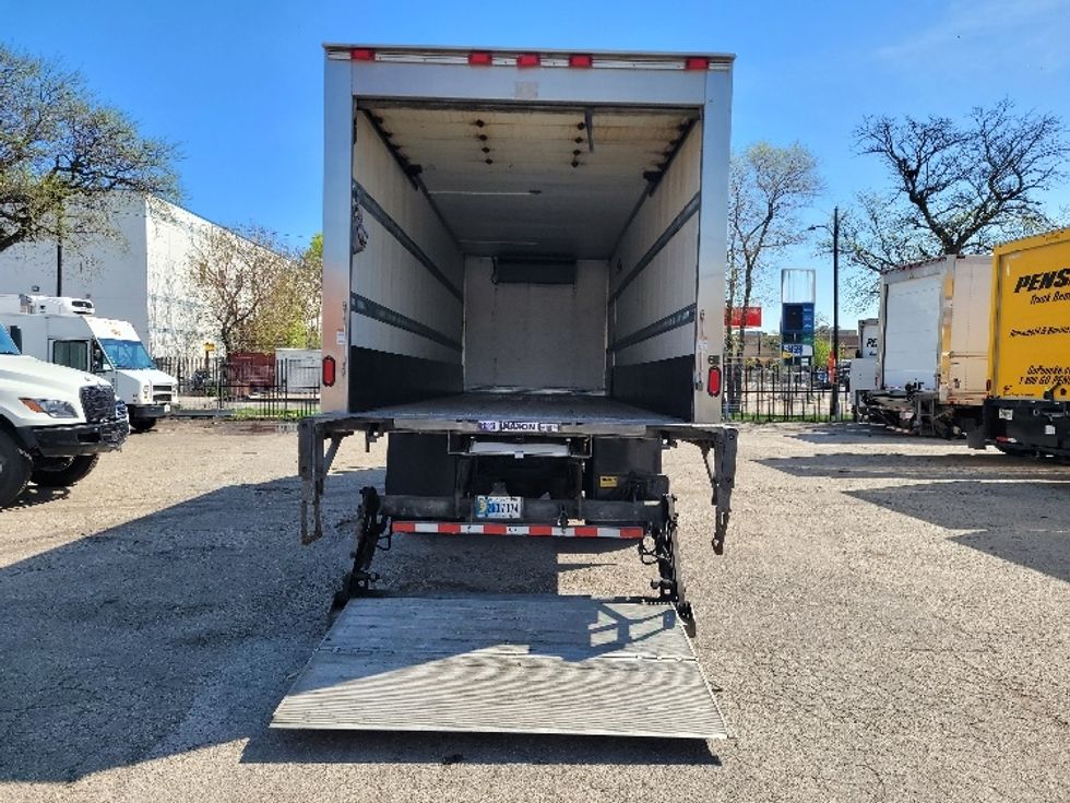 Refrigerated Truck-Light and Medium Duty Trucks-International-2019-MV607-La Porte-IN-258,329\n\t\tmiles-$ 33,750 - Image 9