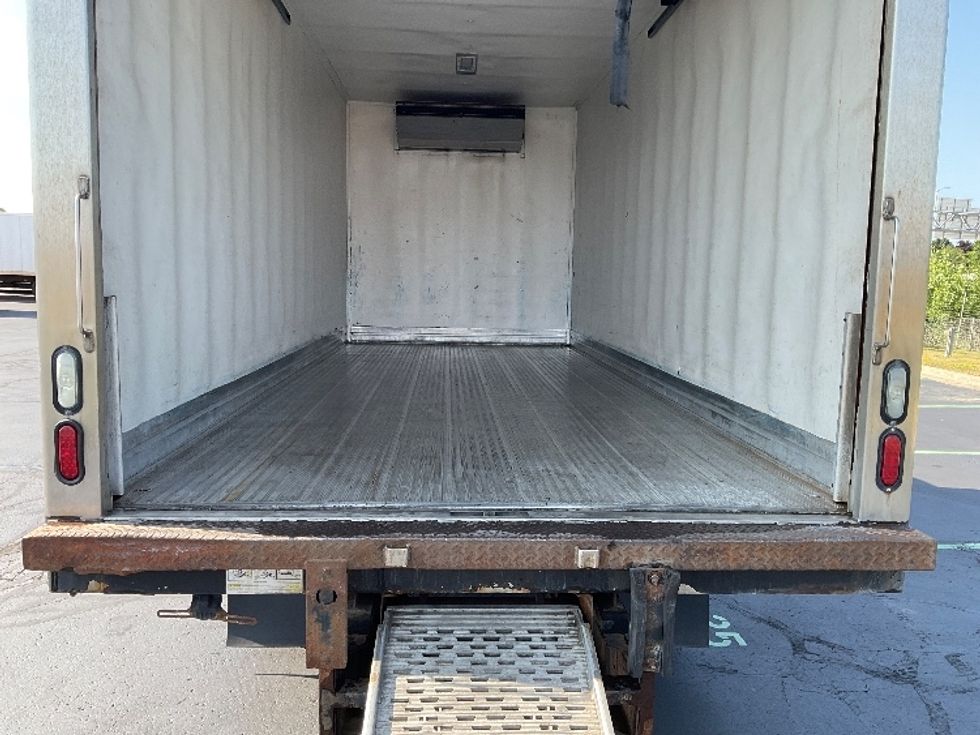 Refrigerated Truck-Light and Medium Duty Trucks-International-2019-MV607-Milwaukee-WI-285,428\n\t\tmiles-$ 31,250 - Image 10