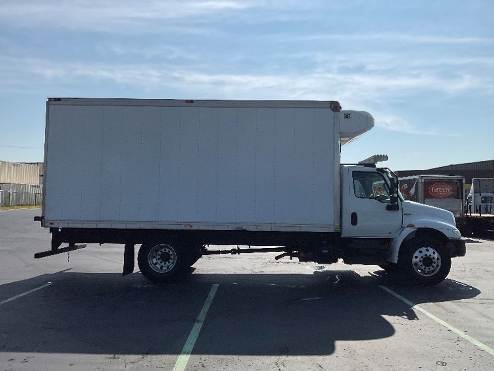 Refrigerated Truck-Light and Medium Duty Trucks-International-2019-MV607-Milwaukee-WI-285,428\n\t\tmiles-$ 31,250 - Image 15