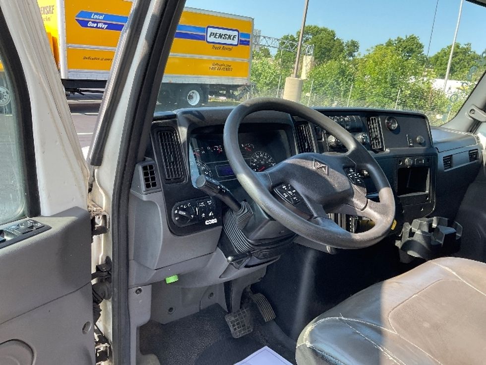 Refrigerated Truck-Light and Medium Duty Trucks-International-2019-MV607-Milwaukee-WI-285,428\n\t\tmiles-$ 31,250 - Image 17