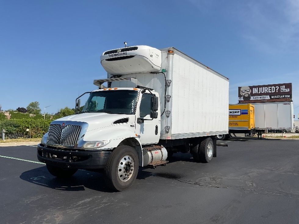 Refrigerated Truck-Light and Medium Duty Trucks-International-2019-MV607-Milwaukee-WI-285,428\n\t\tmiles-$ 31,250 - Image 3