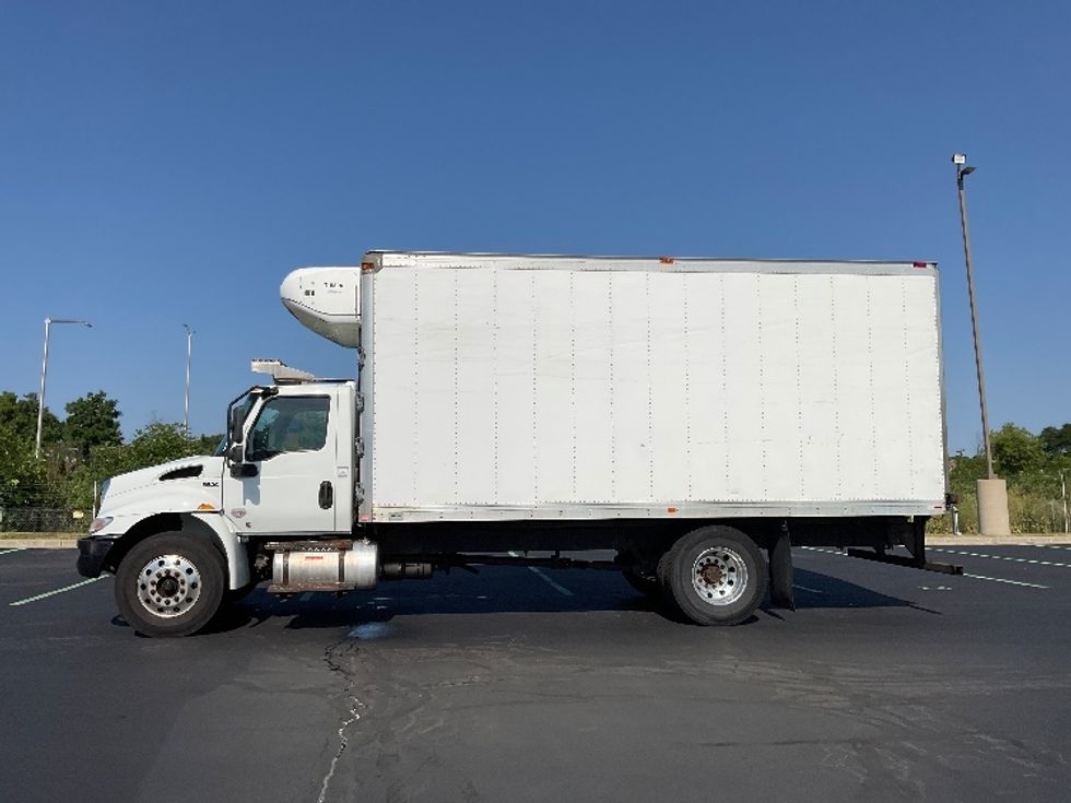 Refrigerated Truck-Light and Medium Duty Trucks-International-2019-MV607-Milwaukee-WI-285,428\n\t\tmiles-$ 31,250 - Image 4