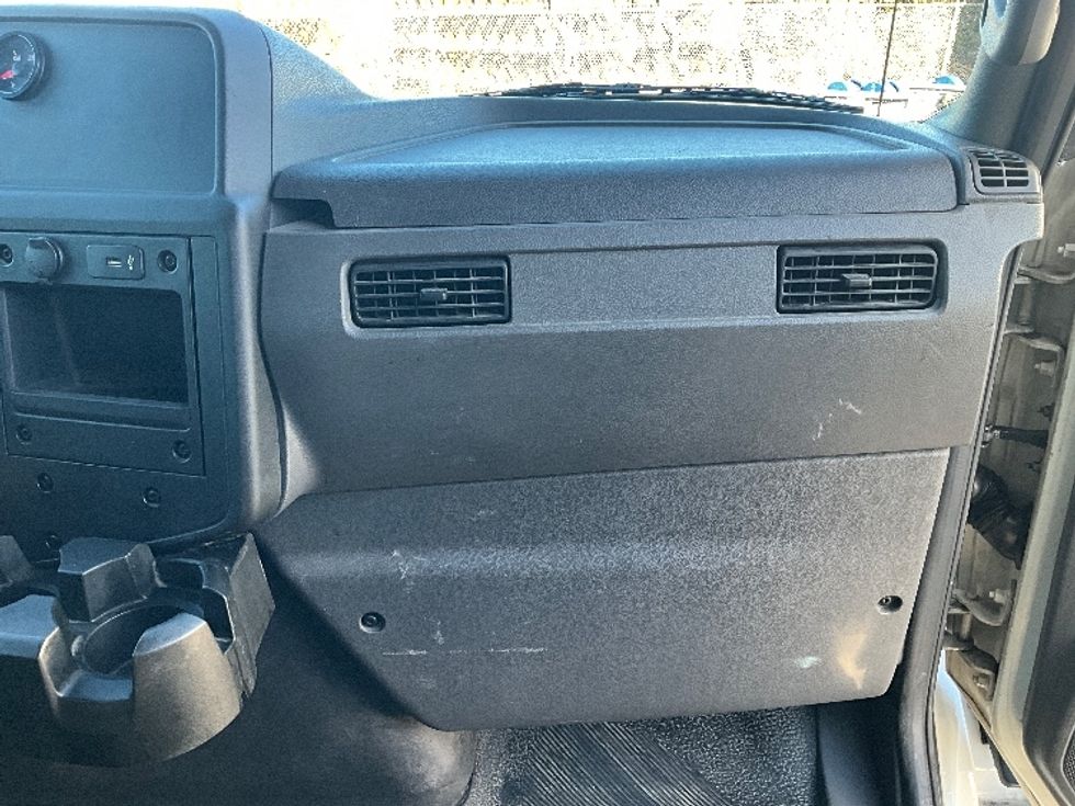 Refrigerated Truck-Light and Medium Duty Trucks-International-2019-MV607-Tacoma-WA-113,974\n\t\tmiles-$ 64,000 - Image 21