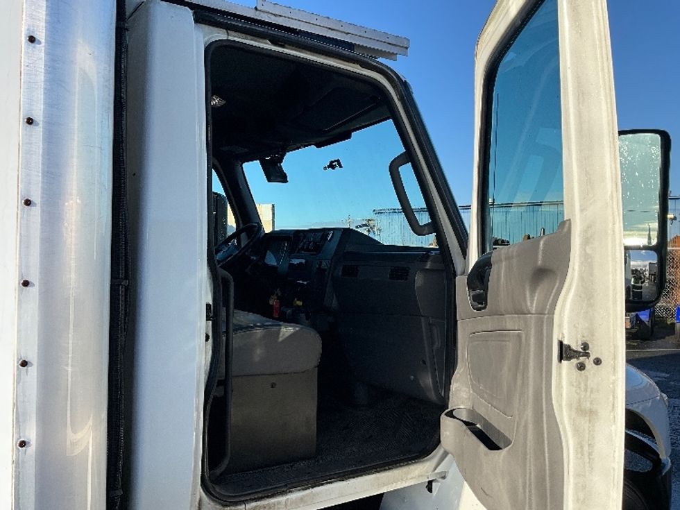 Refrigerated Truck-Light and Medium Duty Trucks-International-2019-MV607-Tacoma-WA-114,013\n\t\tmiles-$ 57,000 - Image 20