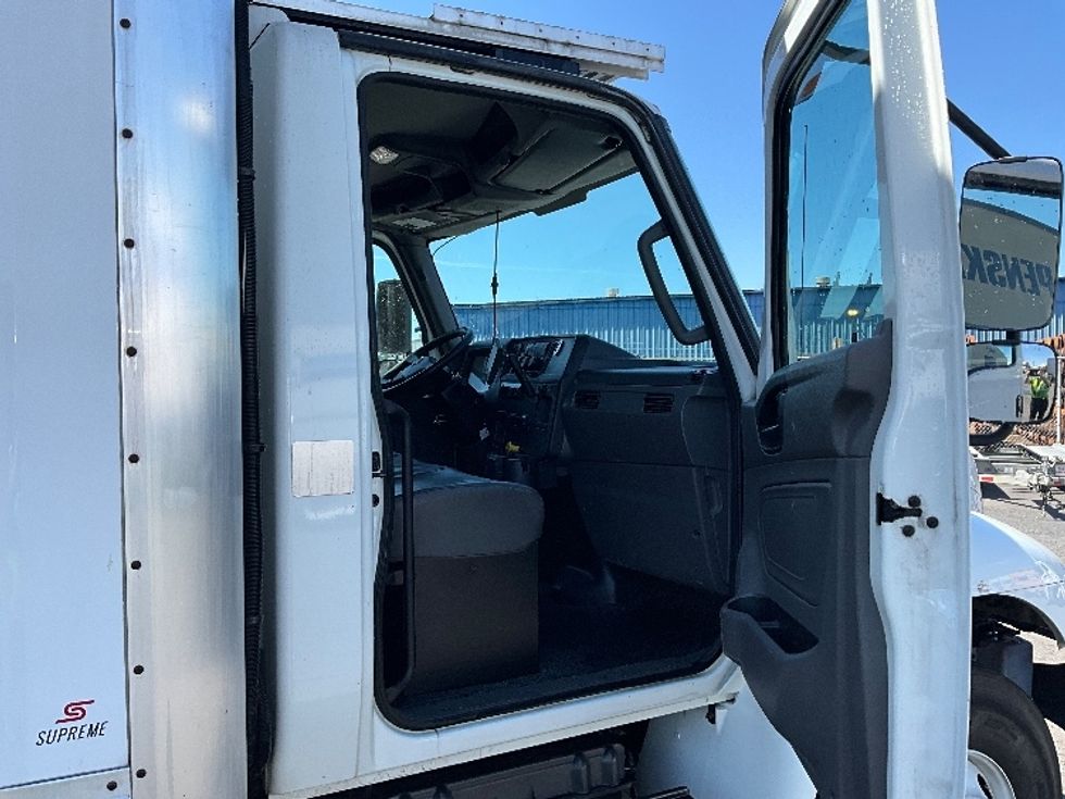 Refrigerated Truck-Light and Medium Duty Trucks-International-2019-MV607-Tacoma-WA-82,102\n\t\tmiles-$ 43,750 - Image 17
