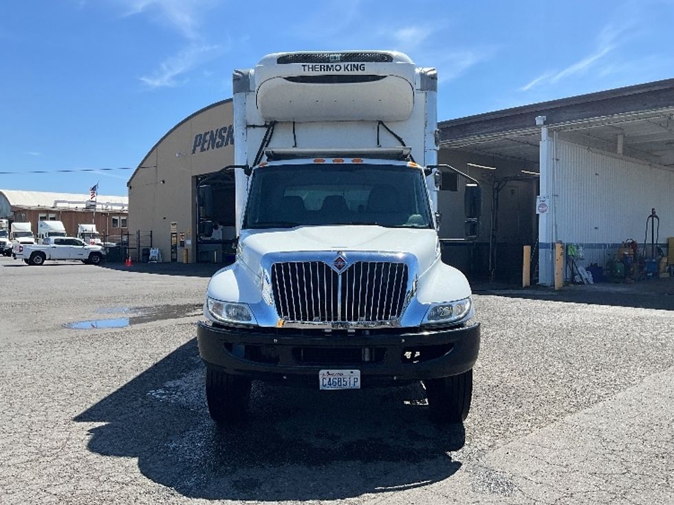 Refrigerated Truck-Light and Medium Duty Trucks-International-2019-MV607-Tacoma-WA-82,102\n\t\tmiles-$ 43,750 - Image 2