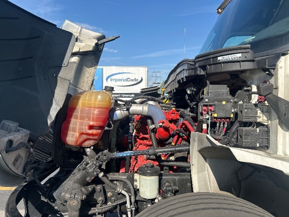 Refrigerated Truck-Light and Medium Duty Trucks-International-2019-MV607-Torrance-CA-119,720\n\t\tmiles-$ 56,000 - Image 24