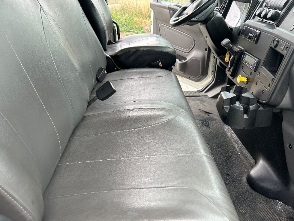 Refrigerated Truck-Light and Medium Duty Trucks-International-2019-MV607-Torrance-CA-46,385\n\t\tmiles-$ 65,250 - Image 22