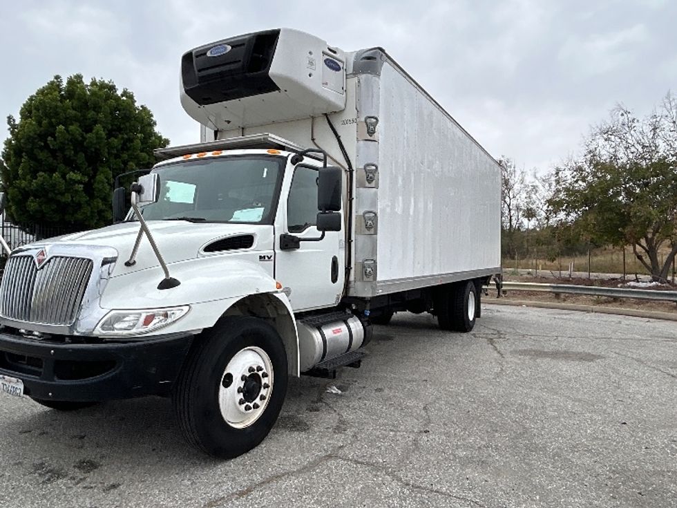 Refrigerated Truck-Light and Medium Duty Trucks-International-2019-MV607-Torrance-CA-46,385\n\t\tmiles-$ 65,250 - Image 3
