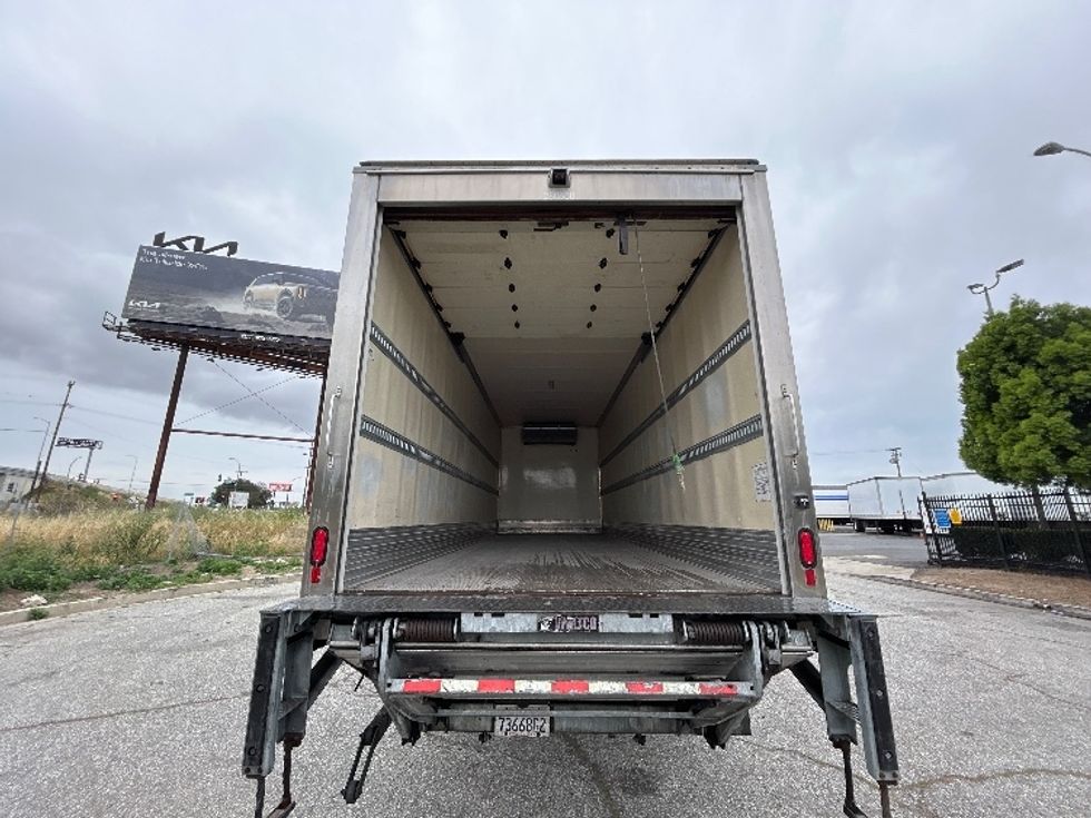 Refrigerated Truck-Light and Medium Duty Trucks-International-2019-MV607-Torrance-CA-46,385\n\t\tmiles-$ 65,250 - Image 8