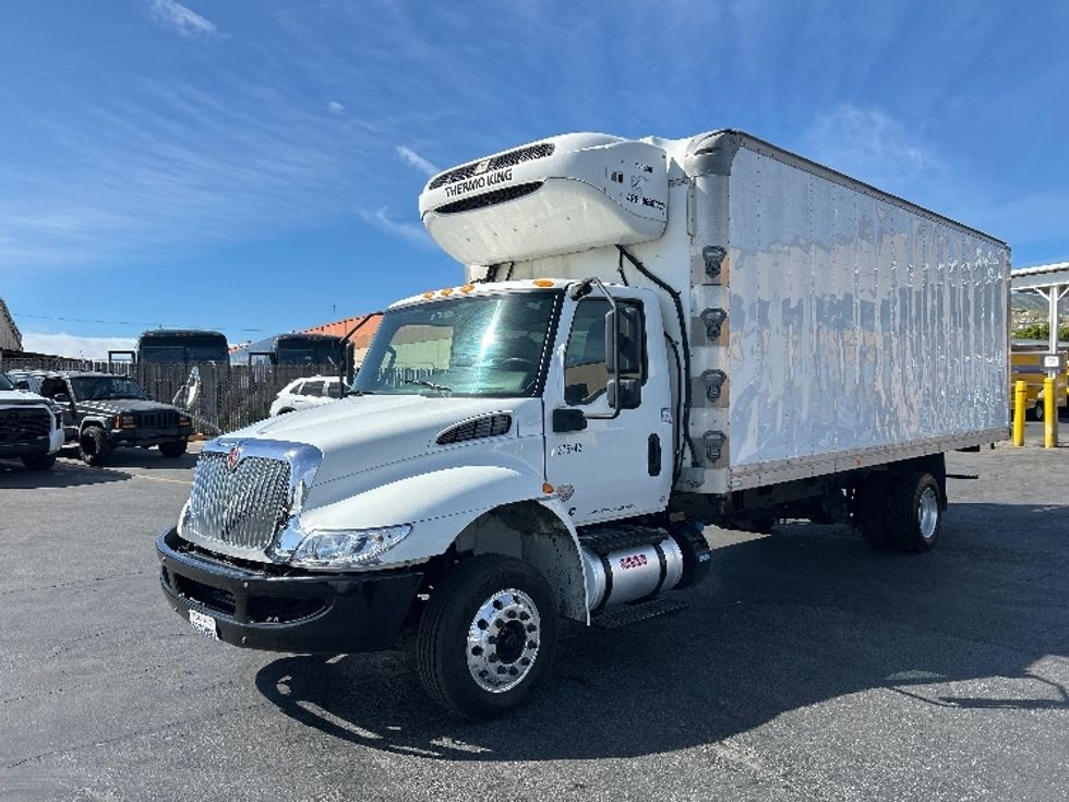Refrigerated Truck-Light and Medium Duty Trucks-International-2019-MV607-West Sacramento-CA-125,748\n\t\tmiles-$ 47,250 - Image 3