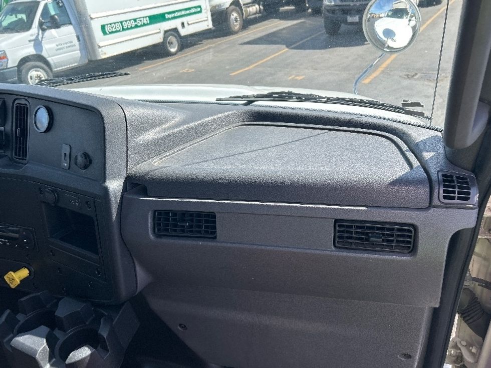 Refrigerated Truck-Light and Medium Duty Trucks-International-2019-MV607-West Sacramento-CA-125,748\n\t\tmiles-$ 47,250 - Image 20